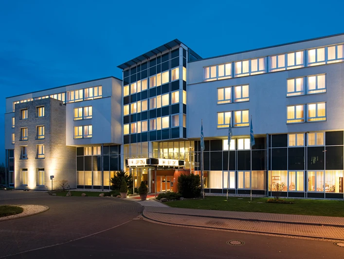 Conference hotel NH Leipzig Messe for your meeting & conference in Leipzig Tagungshotel NH Leipzig Messe für Tagung & Konferenz Leipzig ConventionConference hotel NH Leipzig Messe for meeting & conference Leipzig conventionKonferenční hotel NH Leipzig Messe pro zasedání a konference Leipzig ConventionHotel konferencyjny NH Leipzig Messe na spotkanie i konferencję Leipzig ConventionConferentiehotel NH Leipzig Messe voor vergadering & conferentie Leipzig ConventionHotel per conferenze NH Leipzig Messe per riunioni e conferenze Convenzione di Lipsia