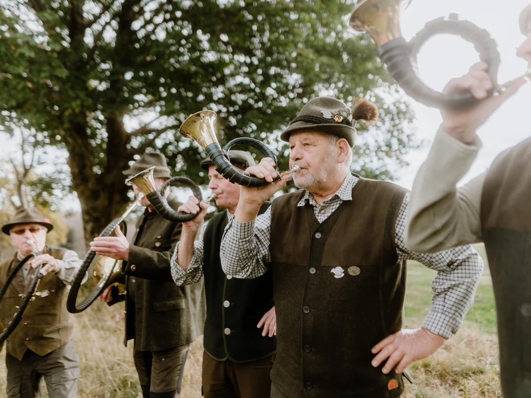 Jagdhornbläser beim Schierker Kuhball