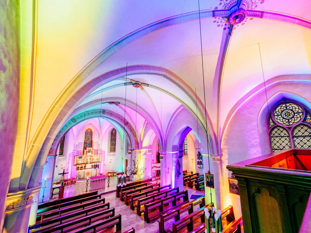 Licht-Blick-Kirche St. Jodokus | Büren-Wewelsburg Licht-Blick-Kirche St. Jodokus | Büren-Wewelsburg