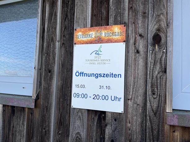 Öffnungszeiten der öffentlichen Strandtoilette am Strandübergang Nordseeklinik