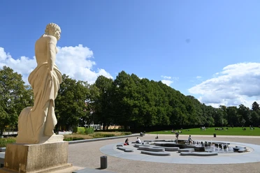 Schlossgarten.JPG Schlossgarten