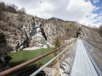 Hängebrücke Massegga