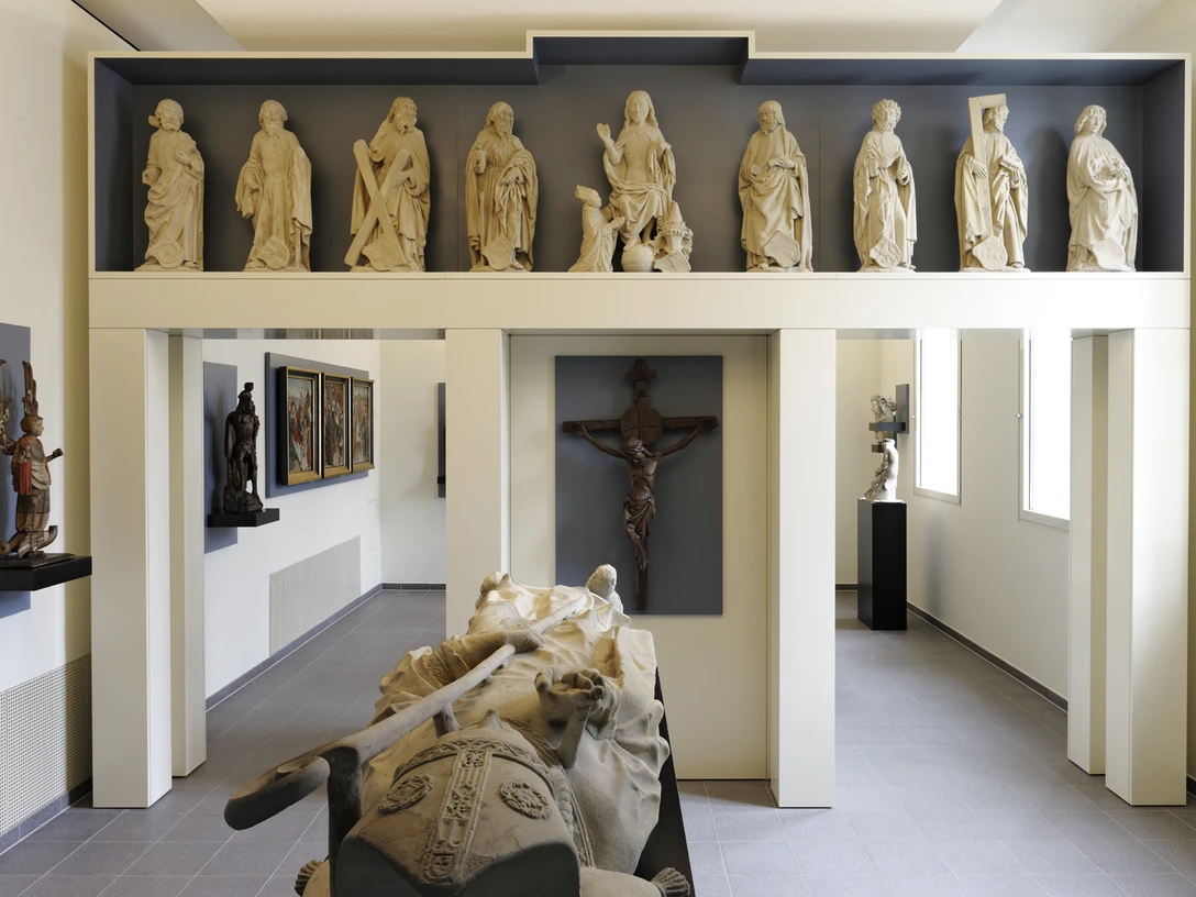 Das Diözesanmuseum Osnabrück Das Diözesanmuseum OsnabrückThe Osnabrück Diocesan MuseumHet Diocesaan Museum OsnabrückOsnabrücks stiftsmuseum