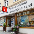 Tourist Information Osnabrück | Osnabrücker Land Kom naar het Toeristisch Informatie Punt in het centrum van Osnabrück voor tips, stadsplattegronden, fiets- en wandelkaarten en meerKom naar het Toeristisch Informatie Punt in het centrum van Osnabrück voor tips, stadsplattegronden, fiets- en wandelkaarten en meerKom til turistinformationen i centrum af Osnabrück og få tips, forbindelser til byens torv, cykel- og vandrekort og meget mere.Kom naar het Tourist Information Point in het centrum van Osnabrück voor tips, aansluitingen op het stadsplein, fiets- en wandelkaarten en meer.