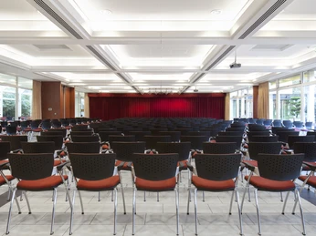 wandelhalle-bestuhlt