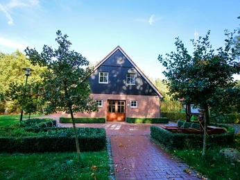 dorfscheune-varloh-au-enansicht-02-emsland-tourismus-gmbh-birgit-janknecht