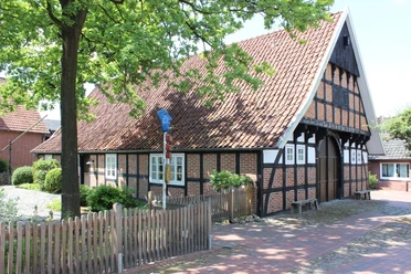 Heimathaus-mit-Backhaus-Ankum