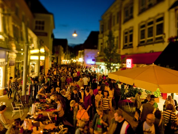 Nachtflohmarkt