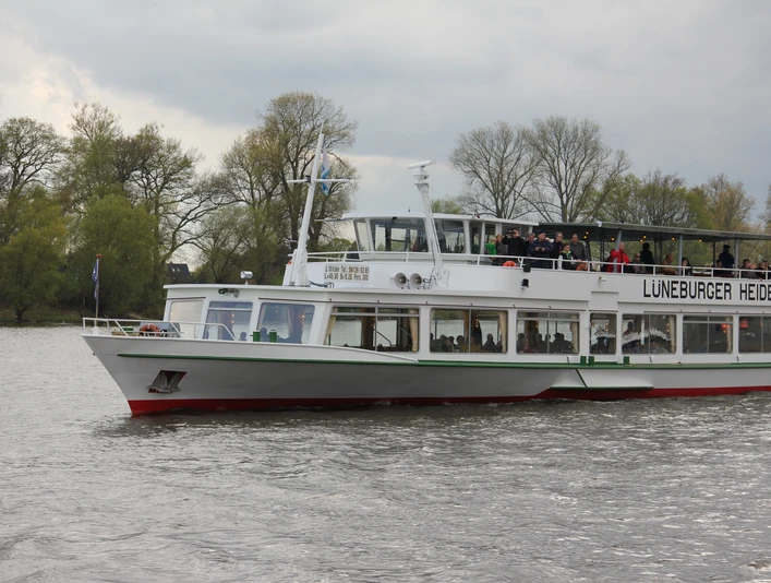 Fahrgastschiff Lüneburger Heide Schiff Lüneburger Heide