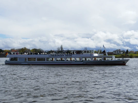 Fahrgastschiff Lüneburger Heide Schiff Lüneburger Heide