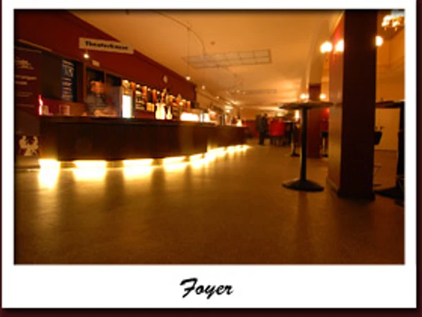 stadttheater-foyer