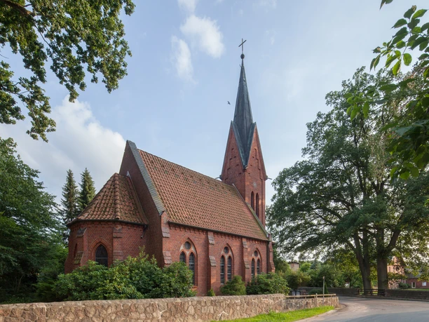 kirche-in-hörpel