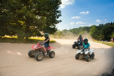 Quadbahn Behringen Die Quadbahn in Bispingen Behringen ist ein Freizeitpark der Lüneburger Heide