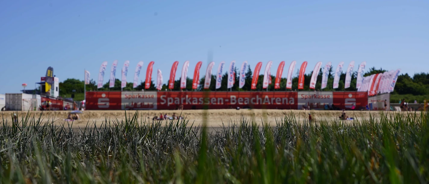 sparkassen-beacharena-duhnen-stadion-am-meer-strand-sportstaette-nordseeheilbad-cuxhaven.jpeg