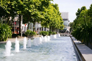 Prager-Strasse-Dresden.jpg