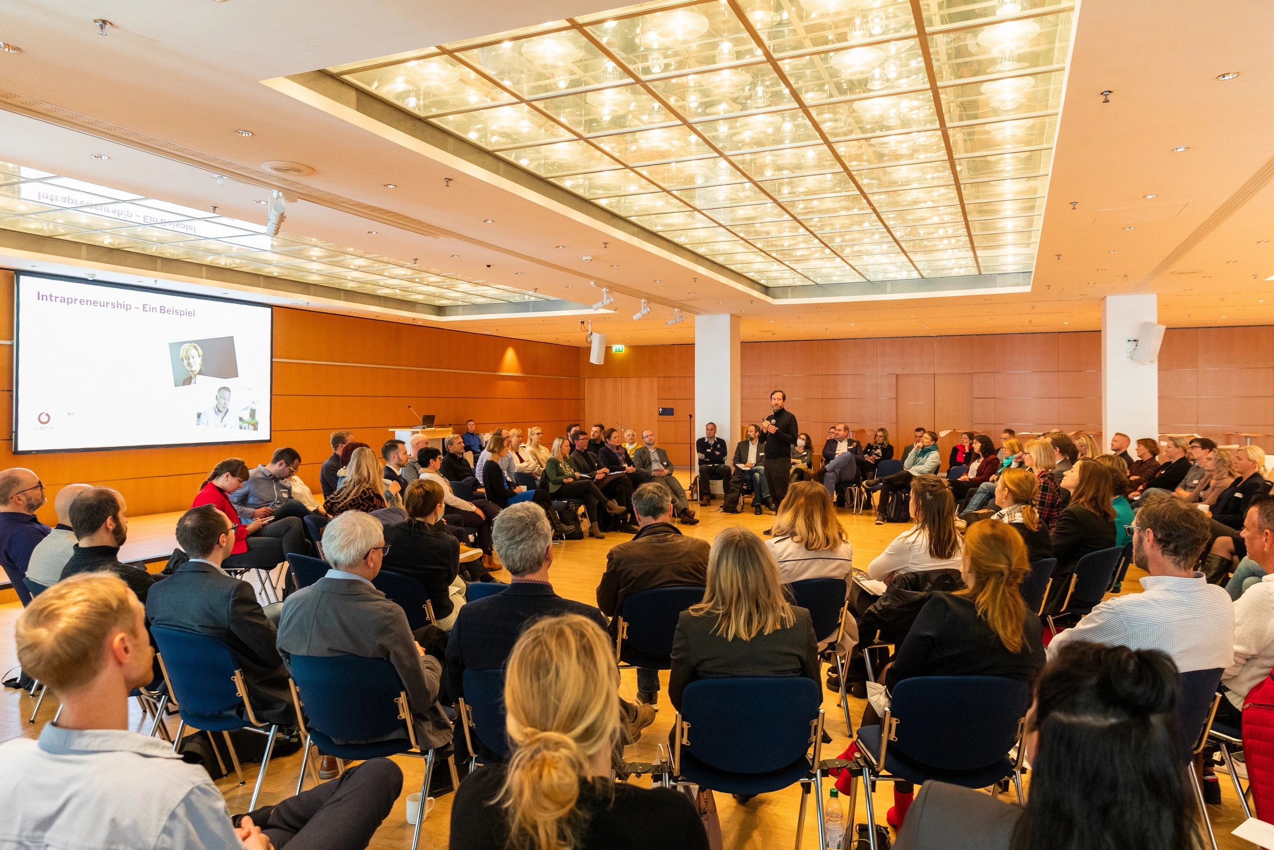 Tagungsraum in der Eventlocation Congess Center Leipzig | Leipzig Convention Bureau