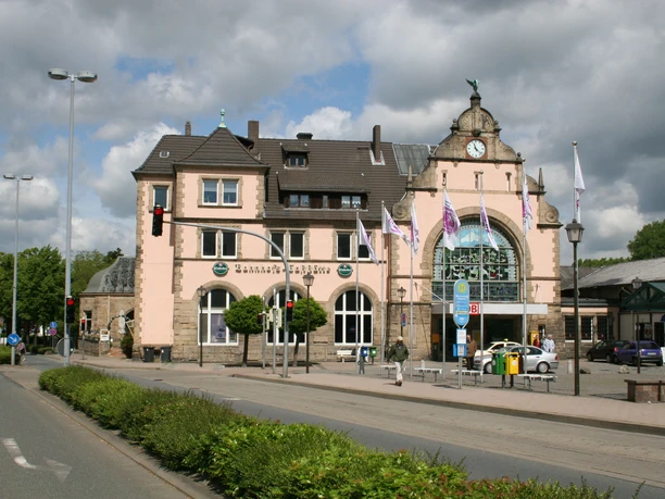 Bahnhof aus der Nähe betrachtet