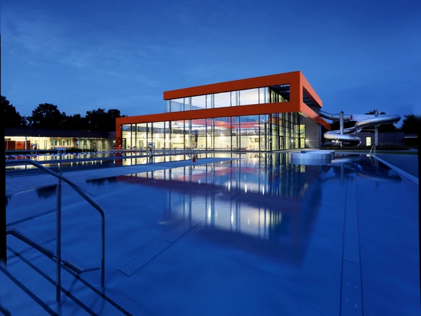 De Baalje Aurich De Baalje Schwimmbad Aurich Freibad Hallenbad Aurich