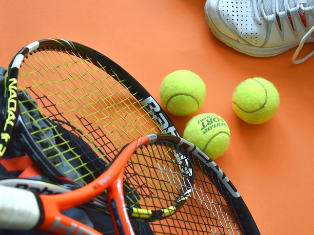 tennis-3554013_1920