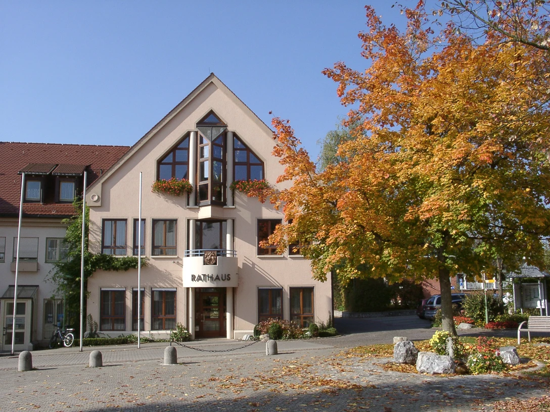 b409-rathaus-oberteuringen