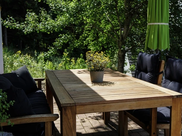 Terasse mit Blick Richtung Süden / Terrace with a view to the south