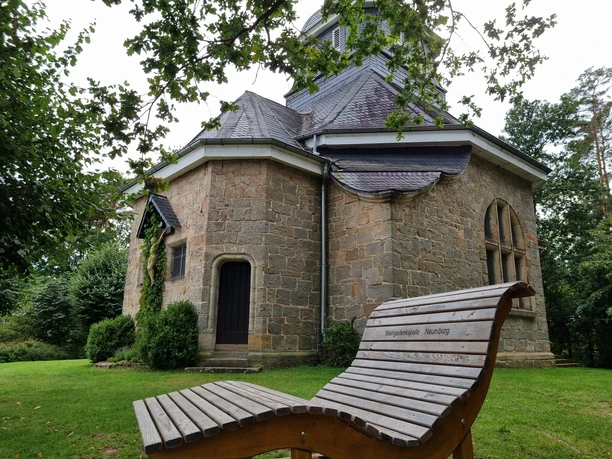 20230814 Waldsofa an Weingartenkapelle