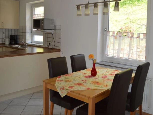 Offene Küche mit Essbereich