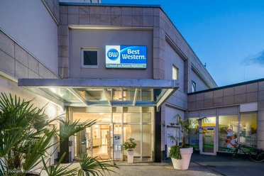 Best Western im FORUM Mülheim Außenansicht
