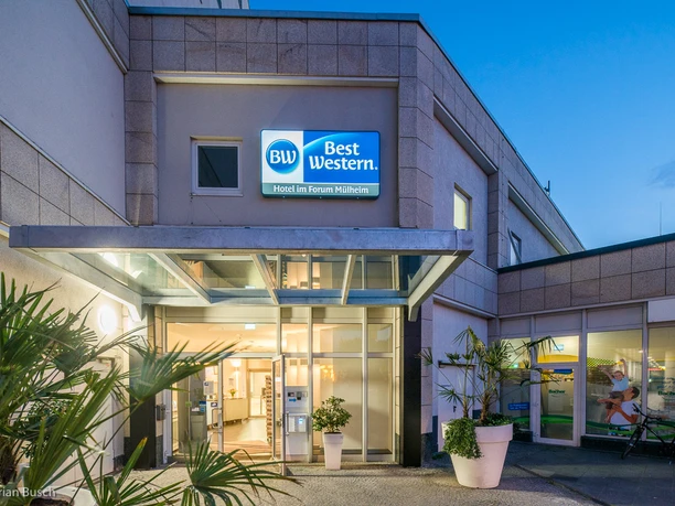 Best Western im FORUM Mülheim Außenansicht
