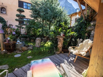 Sonnenliege im Garten