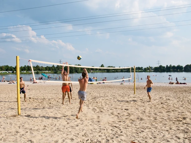 Badesee Grotegaste Naturresort am Emsdeich Westoverledingen Ostfriesland Familie Urlaub Badesee Grotegaste Naturresort am Emsdeich Westoverledingen Ostfriesland Familie Urlaub