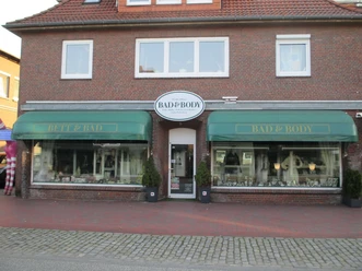 bad-und-body-fassade
