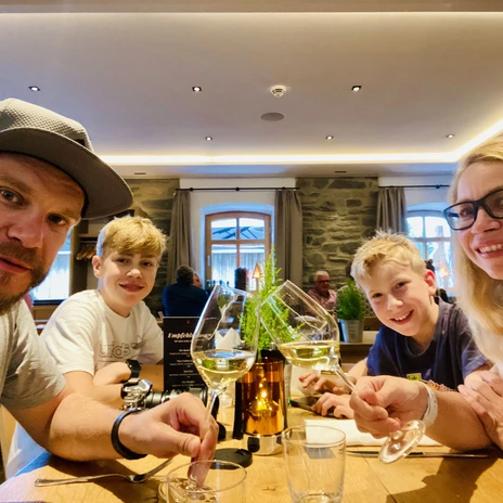 Schöneck_Abendessen im Hotel Tannenhaus©Fravely.jpeg