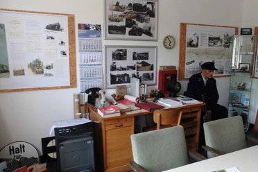 bahn_ottbergen Innenansicht von einem historischen Bahnwärterbüro