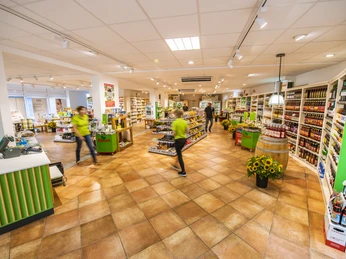 geschaeftsraum-innen