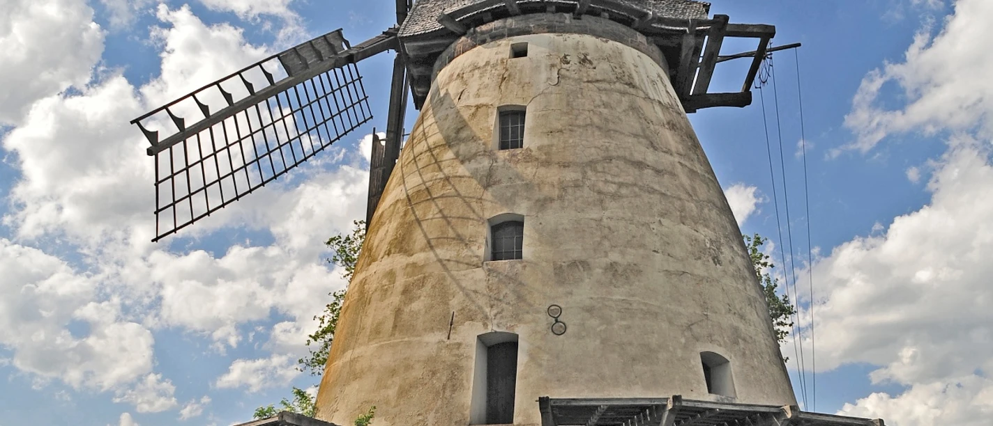 Das Bild zeigt die Rodenbecker Mühle.