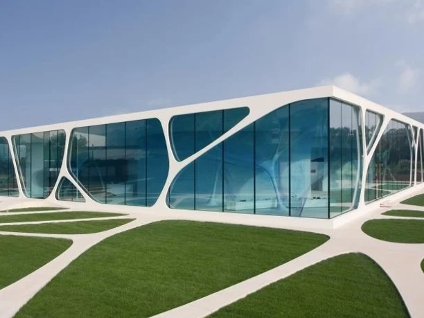 LEONARDO glascube im Bad Driburger Ortsteil Herste Außenansicht Glascube in Herste Bad Driburg.