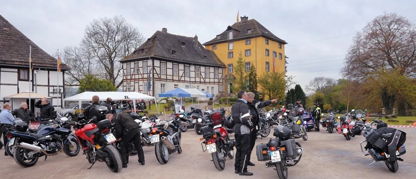 Tonenburg Motorräder und die Tonenburg