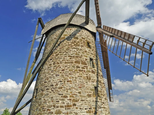 Großenheider Königsmühle Das Bild zeigt die Großenheider Königsmühle