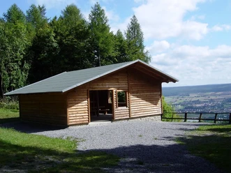 Brunsberghütte auf dem Brunsberg Holzschutzhütte Brunsberg