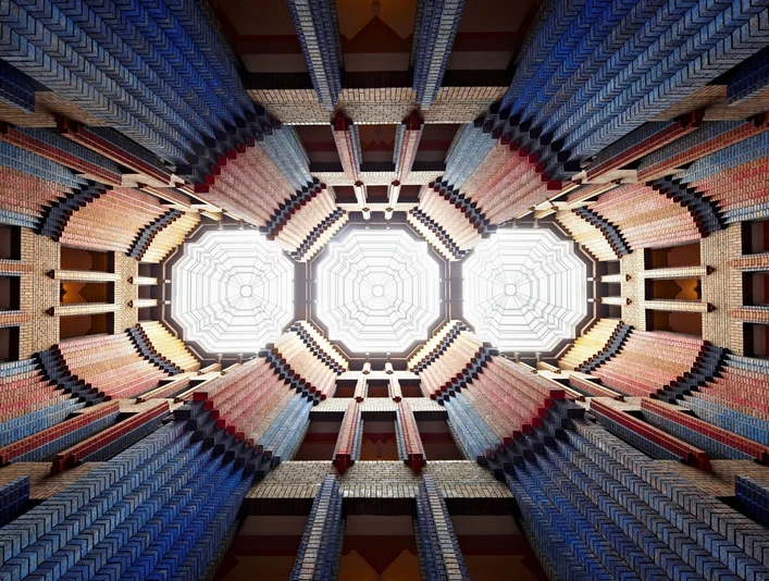 Peter Behrens-Bau Kuppelhalle Höchst