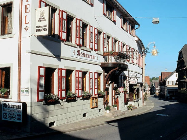 Hotel-Restaurant Sonne, (Loffenau), UKV 06150