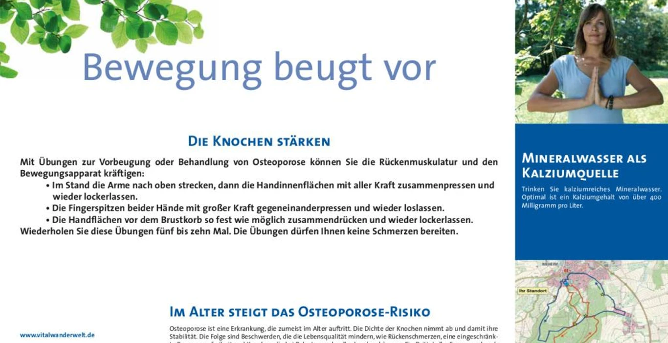 VitalWanderWelt Wanderweg Klunsberg - Bewegung beugt vor Informationstafel des VitalWanderWelt-Wanderwegs Klunsberg zur Osteoporose-Prävention und Bewegung.