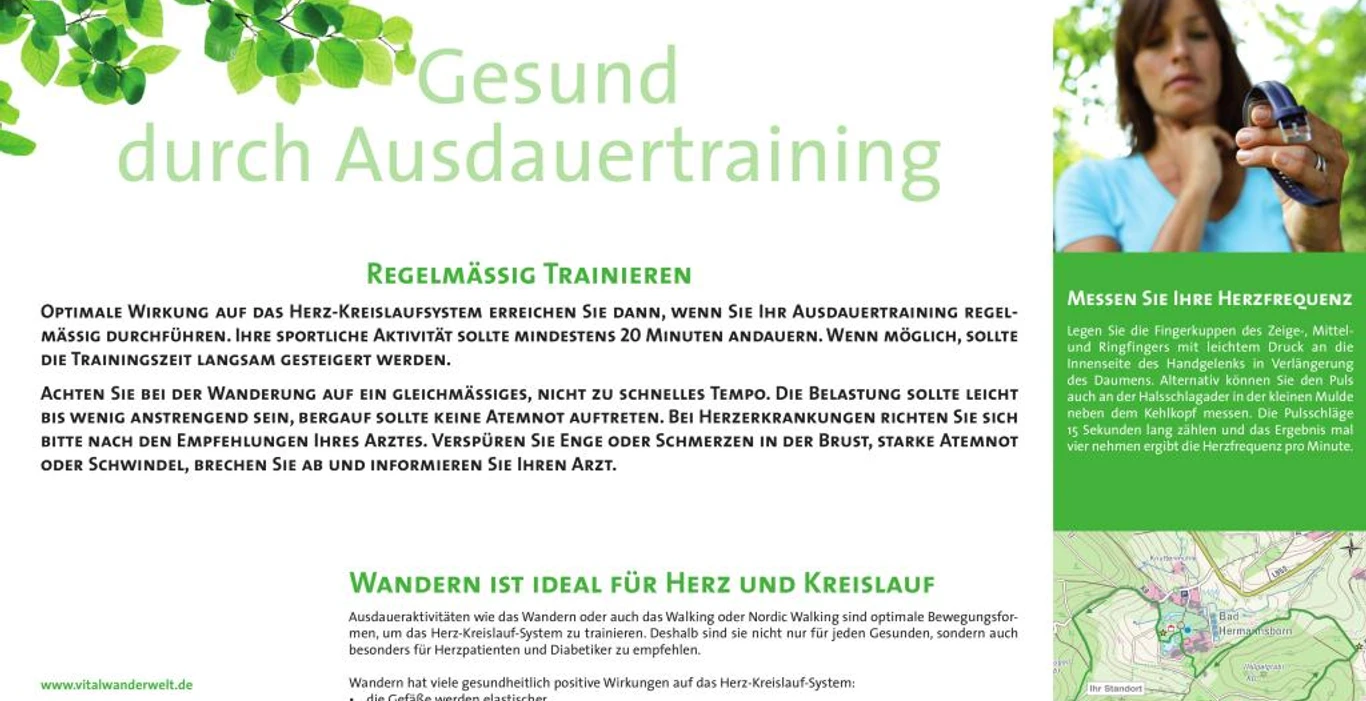 Wanderweg Bad Hermannsborn unterstützt Ausdauertraining durch sanfte Belastung und Herz-Kreislauf-Stärkung.