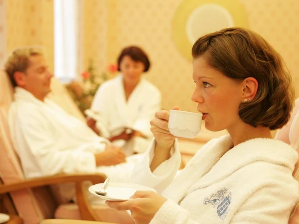 Nahaufnahme einer Dame im Spa Bereich des Gräflichen Parks.