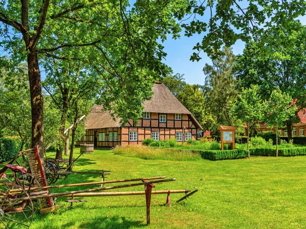 Das Gelände des Finteler Heimathauses Das Gelände des Finteler Heimathauses