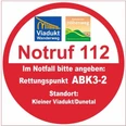 Rettungspunkt ABK3-2: Kleiner Viadukt / Dunetal Runder Notrufhinweis für Viadukt Wanderweg mit Rettungspunkt-Information ABK3-2, Kleiner Viadukt/Dunetal.