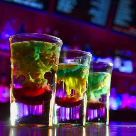 Jet-Bar-Drink-Schnaps-AfghanischerBlinddarm_JET_Leipzigtravel.jpg