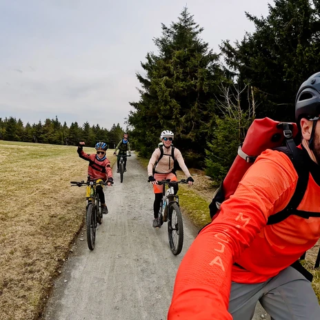 11_Stoneman Miriquidi - kurz vor dem Ziel auf dem Fichtelberg (c) TMGS_Fravely.jpeg