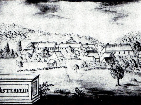 Bisterfeld früher Historische Zeichnung von Bisterfeld: Eine ländliche Ansicht mit Bauernhäusern und einer zentralen Anlage.